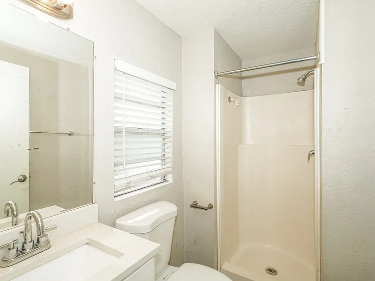 1809 E Sitka St — Photo 12