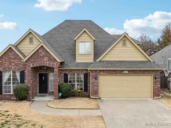 3713 W 110th Pl S, Jenks, OK 74037