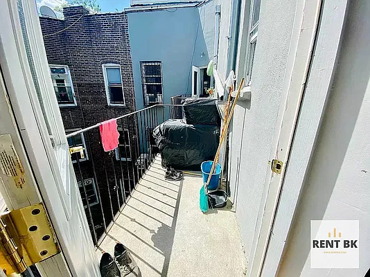 Rented by RENTBK LLC | media 4