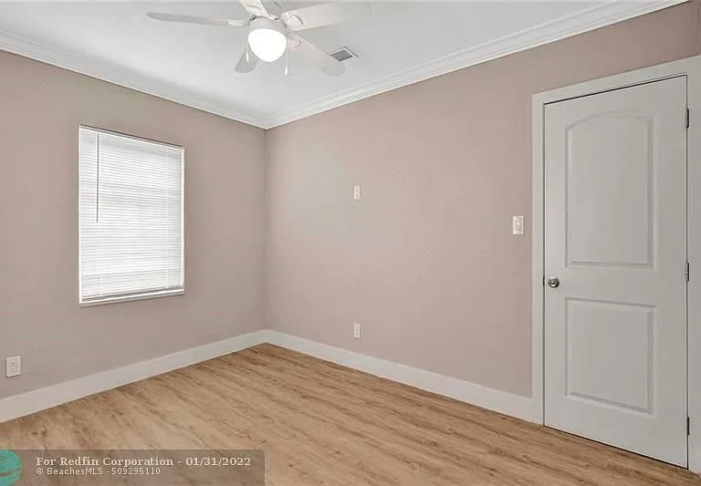 819 SW 10th Ter — Photo 18