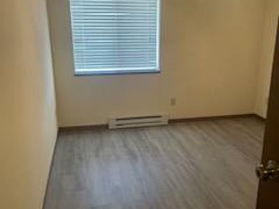 5th image of 230-236 E Tyranena Park Rd #230-B