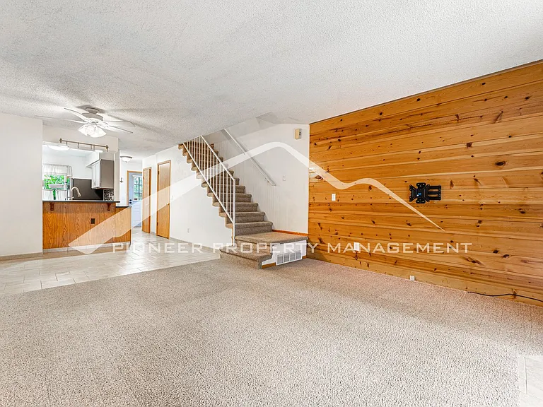 9742 W Cornell Pl — Photo 3