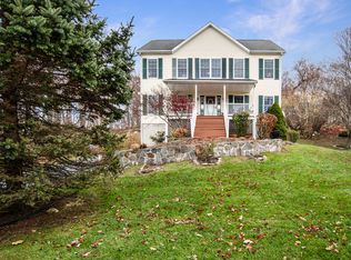 12 Phillard Rd, Patterson, NY 12563