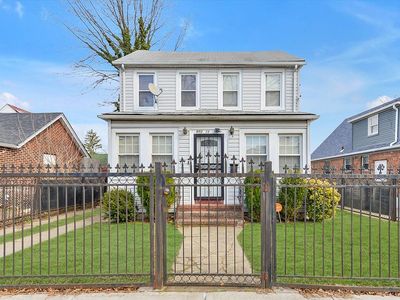 11011 215th St, Jamaica, NY, 11429