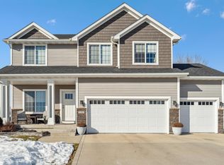 3303 Lily Ln, Marshalltown, IA 50158