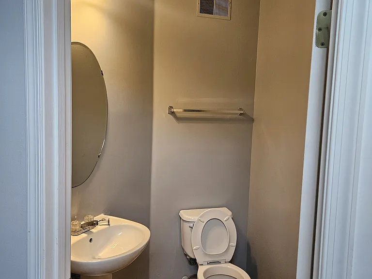 8849 Papillon Dr — Photo 11