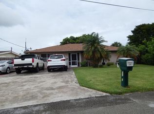 1085 E Shore Dr, West Palm Beach, FL 33406