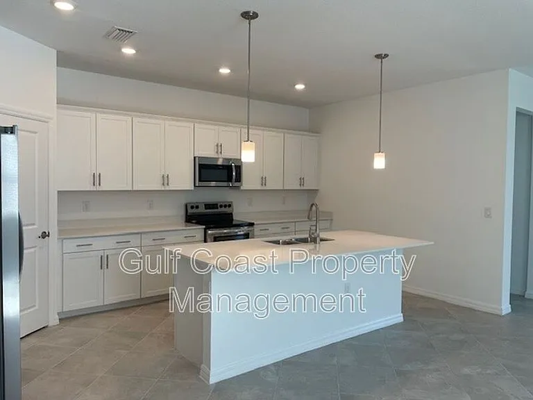 17384 Luminous Ave — Photo 4