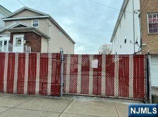 273 Danforth Ave, Jersey City, NJ 07305