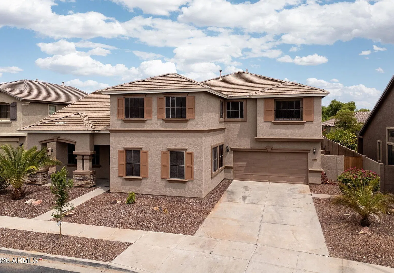 4 bed, 3.5 bath, 4242 sqft, $3,000 — Photo 2