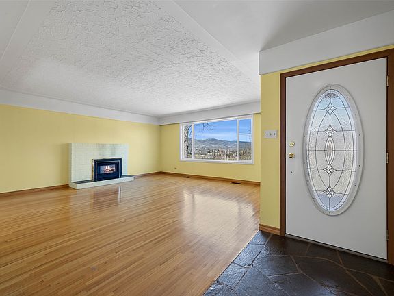 4th image of 211 Connaught Rd