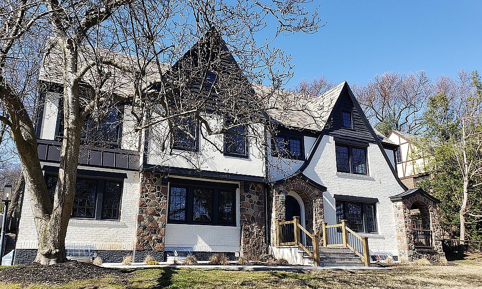 1st image of 215 N Wyoming Ave
