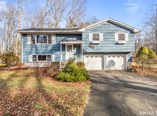 6 Advocate Place, Danbury, CT 06810