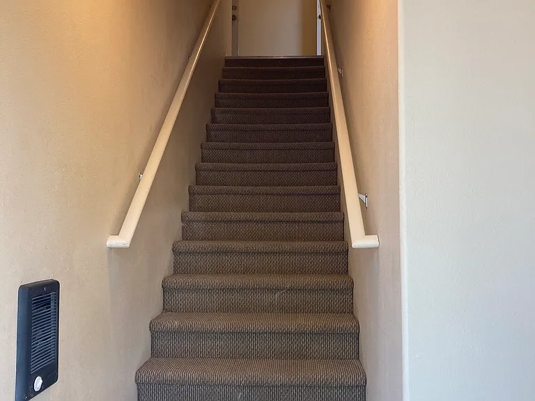 1095 W 7th Ave #9 — Photo 36