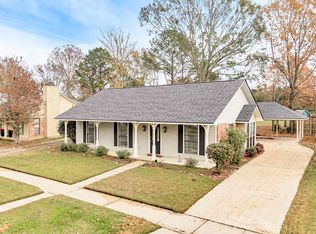 1142 Bullrush Dr, Baton Rouge, LA 70810