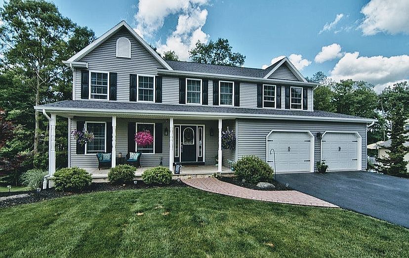 228 Pennbrook Ln, Dallas, PA 18612 | Zillow