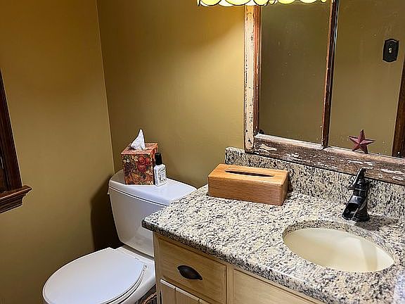 Powder Room 1st floor