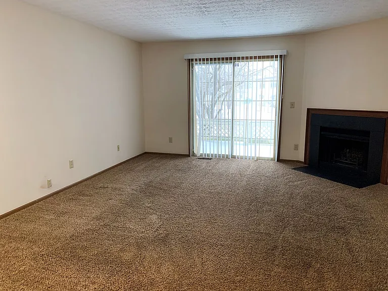 5852 Aqua Bay Dr — Photo 4