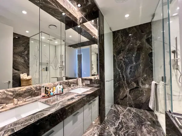 217 West 57th Street image 9 of 24