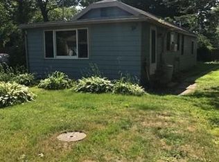 33 Mayflower Rd, Norton, MA 02766