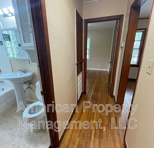 4941 S Detroit Ave — Photo 7