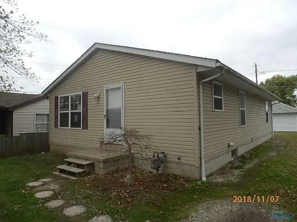 332 Harding Ave, Northwood, OH 43619