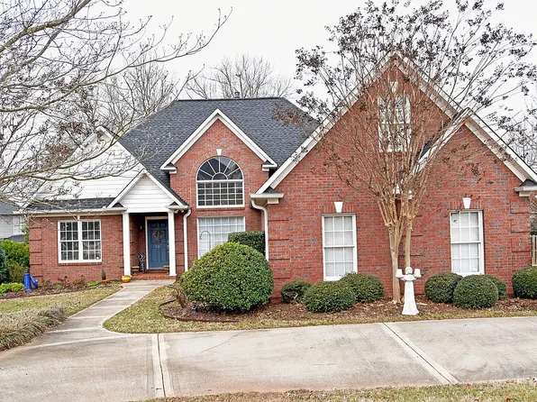 307 Merrivale Ln, Spartanburg, SC 29301