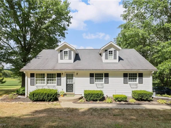 23 Penny Rd SW, Carrollton, OH 44615