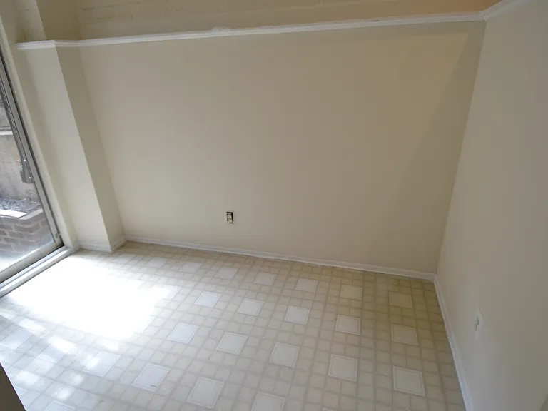 1012 Clinton St #1F — Photo 18