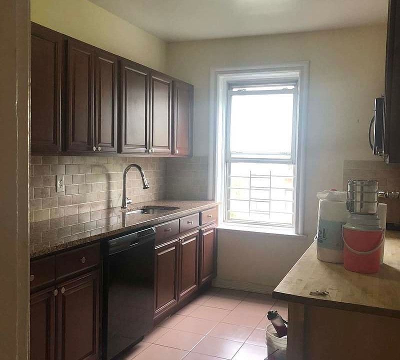 1st image of 79 Prospect Park SW #3A