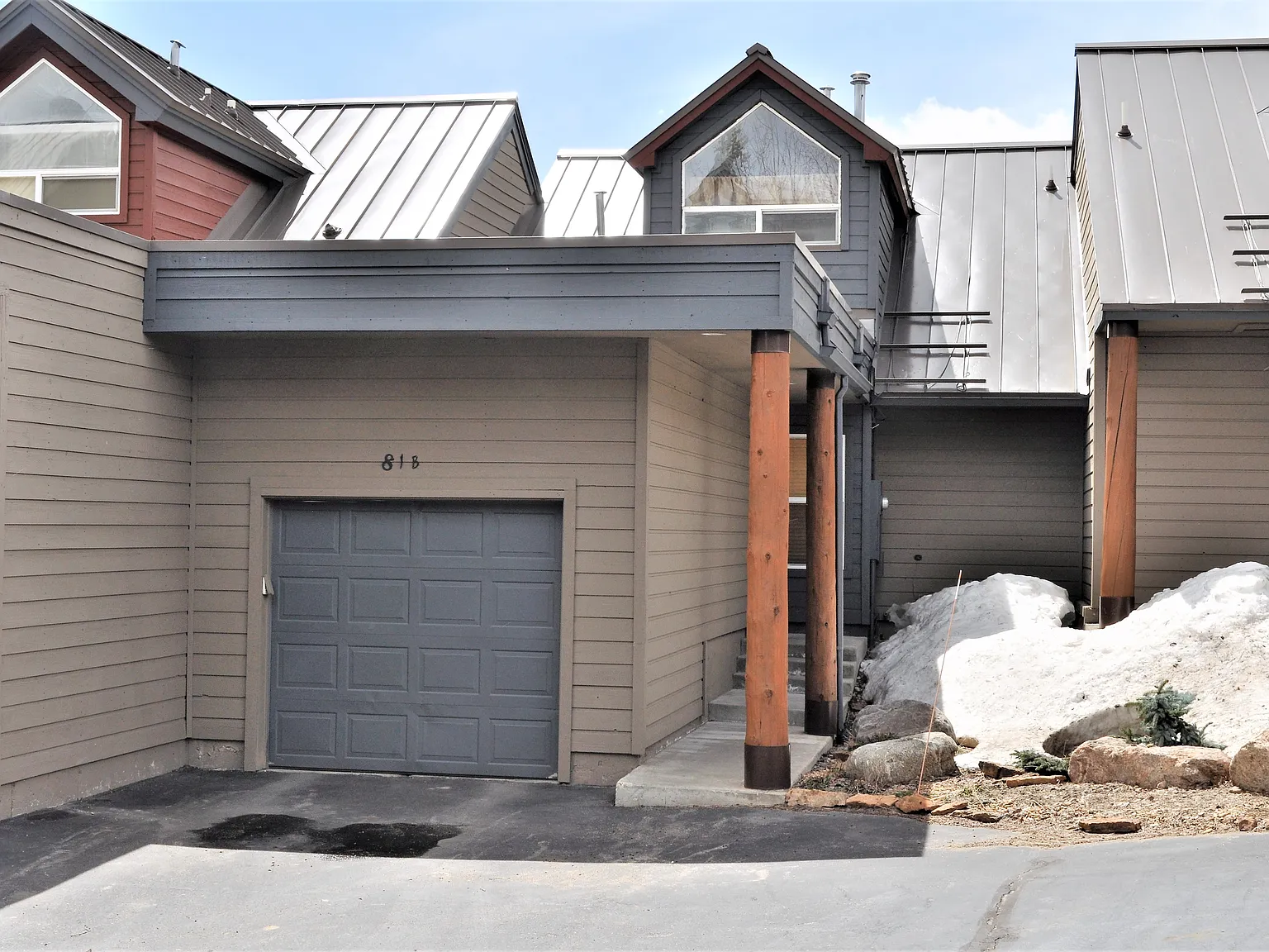 3 bed, 3.5 bath, 1800 sqft, $6,500 — Photo 2