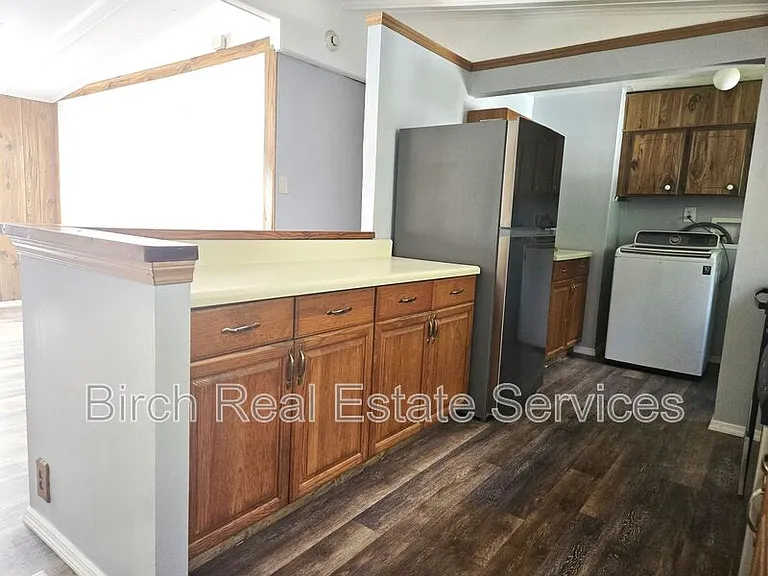 8628 Adonis Rd — Photo 12