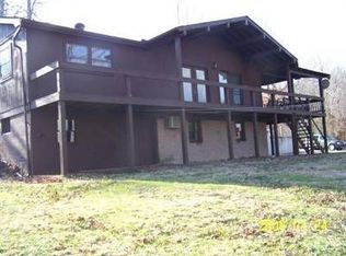 350 Gray Dr, Erin, TN 37061