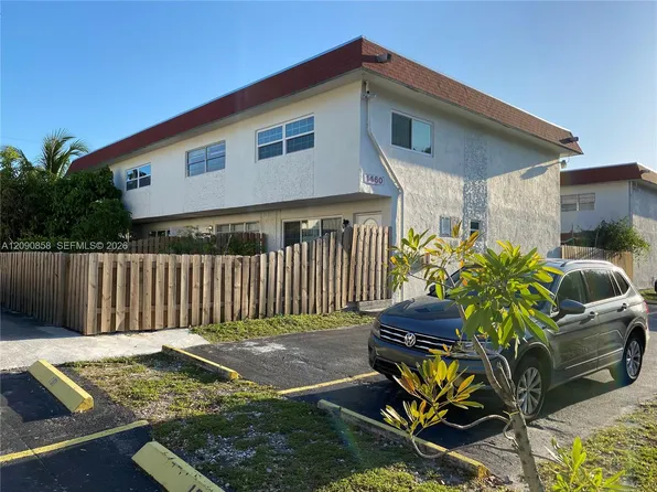 1460 NE 151st St #102, Miami, FL 33161