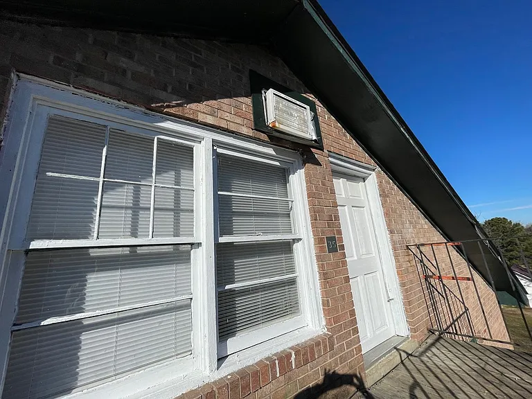 428 W Main St #30-35 — Photo 2
