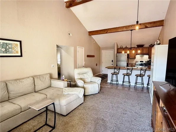 52 Wrenwood Cir #3-C, Lake Ozark, MO 65049