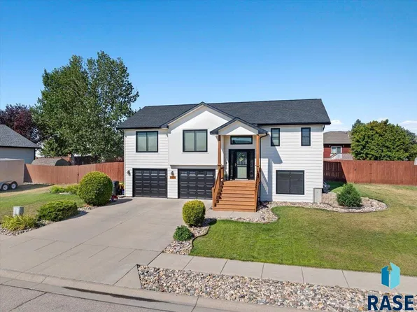 4009 Wineberry Ln, Rapid City, SD 57703