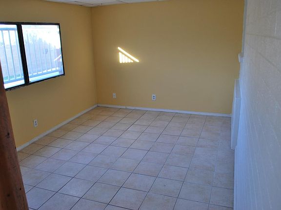 1 Room