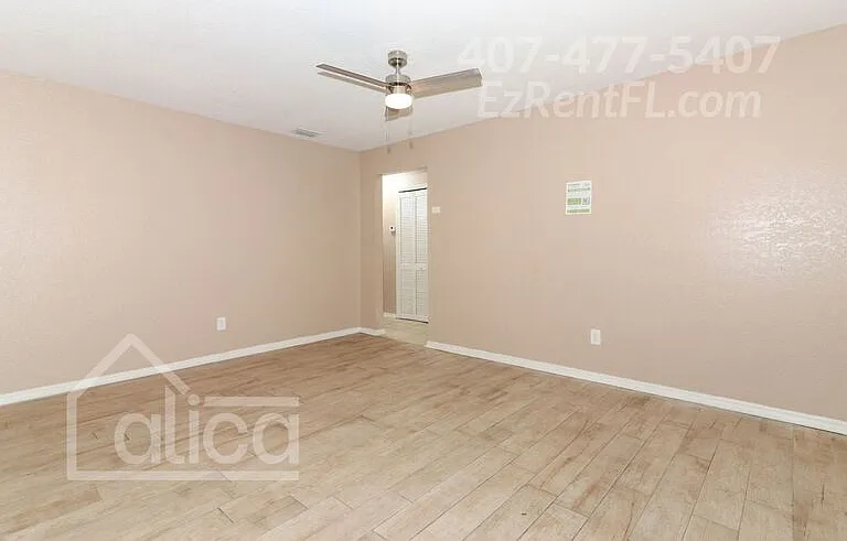 127 Academy Ave — Photo 3