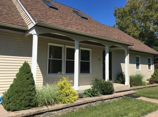 21 Bettinson Ct, Taunton, MA 02780