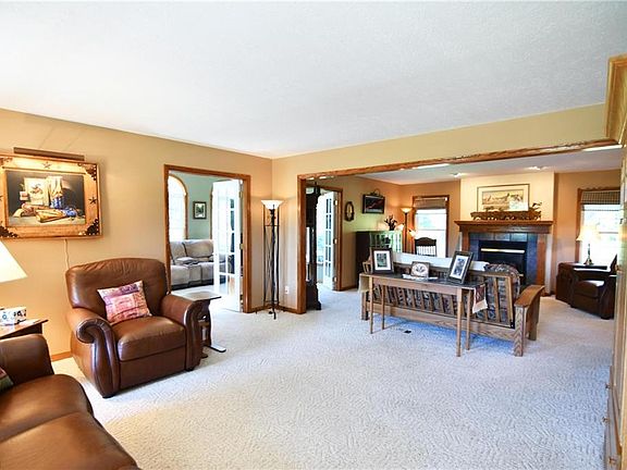 4th image of 5770 Deer Pines Dr