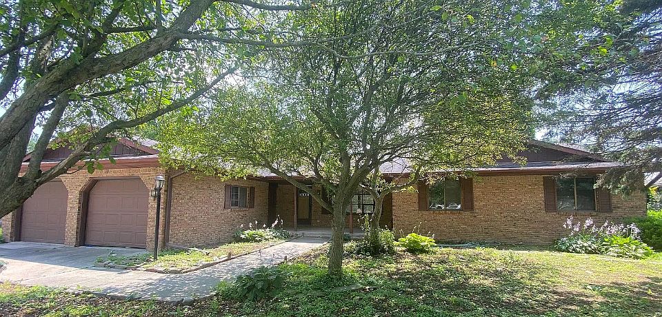1st image of 6143 Canton Dr #6143