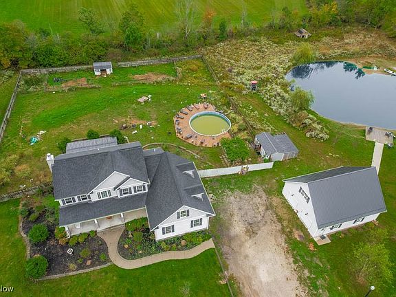 2nd image of 4524 Maplegrove Ave