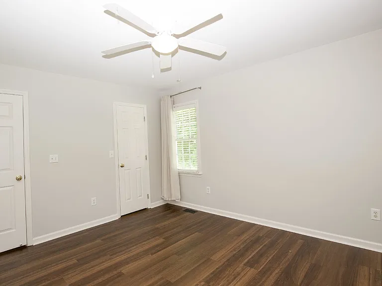 184 Olde Farm Rd — Photo 39