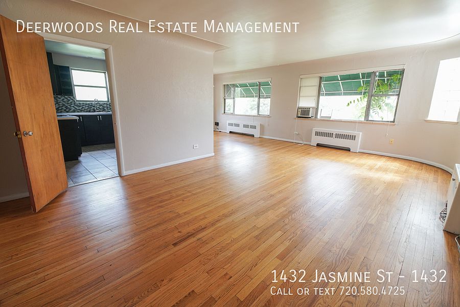 1st image of 1432 N Jasmine St #1432