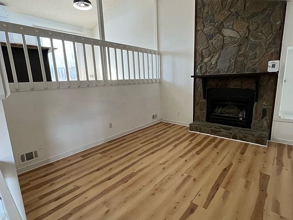 3rd image of 158 Gaston Ct #1
