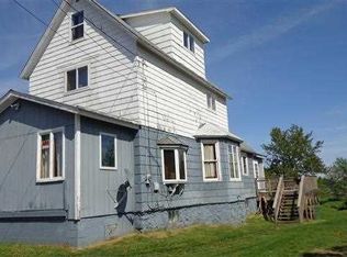 56132 Union St, Calumet, MI 49913