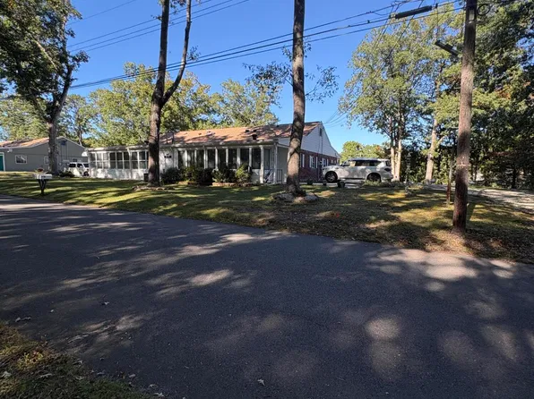 4 A Holly Street, Toms River, NJ 08757