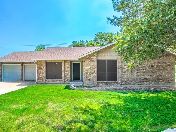 2911 Persimmon Dr, Killeen, TX 76543