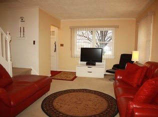 77-45 250th St, Jamaica, NY 11426